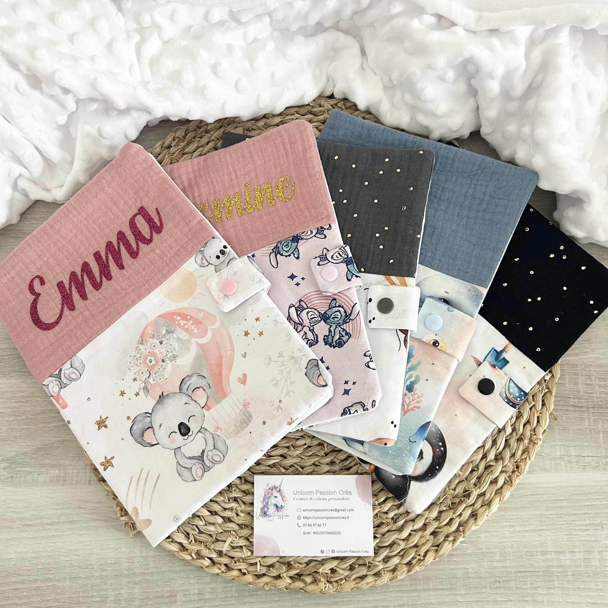 Créez et Personnalisez Votre Carnet de Santé en Tissu (Plusieurs Modèles)